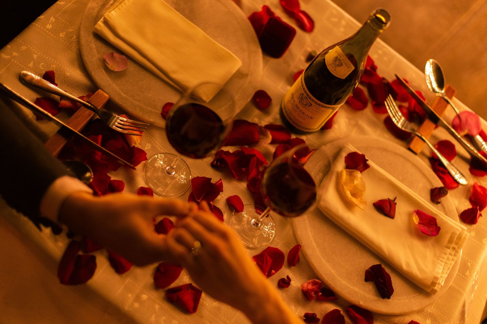 Romantic dinner in Athens